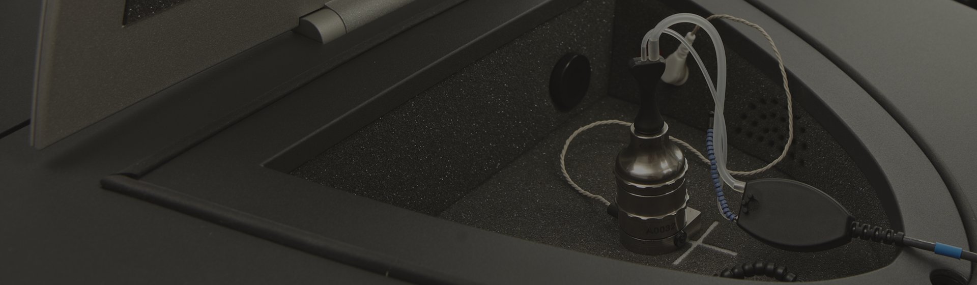 fitting_top_1920x560_dark