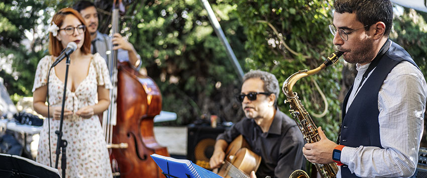 oticon_jazz_band_293862608-1200x628