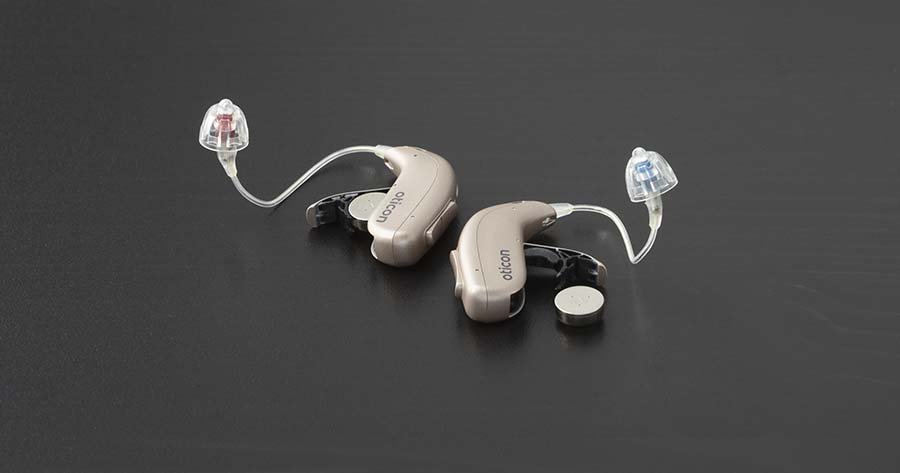 oticon_more_minirite_t_with_batteries_jbs_2487-900x473