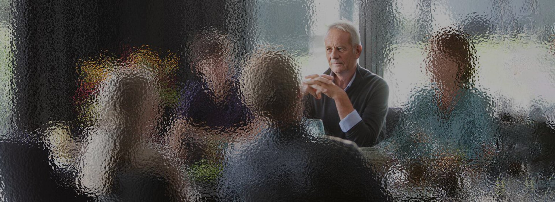 what-is-hearing-loss-top-banner-dark